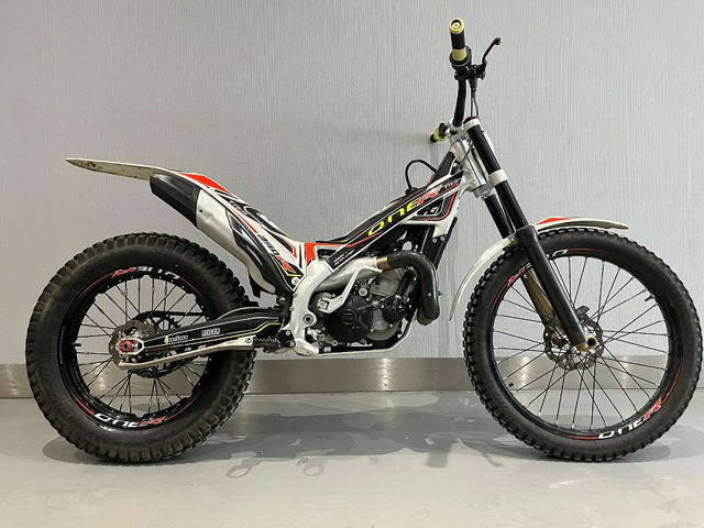 TRS TRS ONE R Trial
