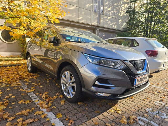 Nissan Qashqai SUV / Geländewagen