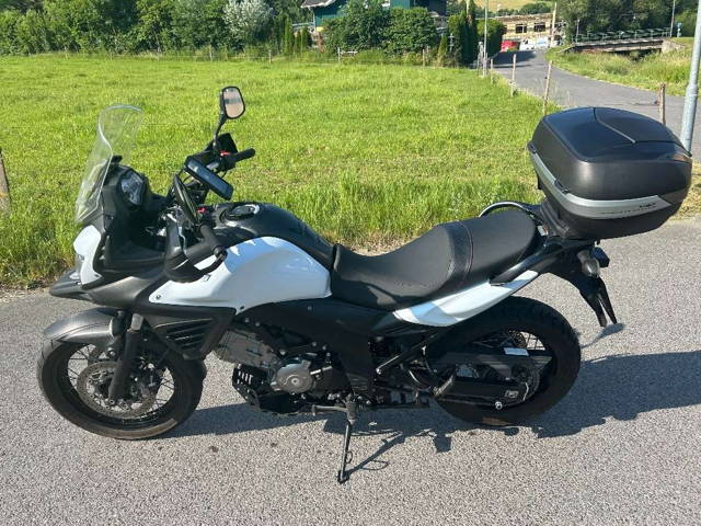 Suzuki V-Strom DL650XA Tourer
