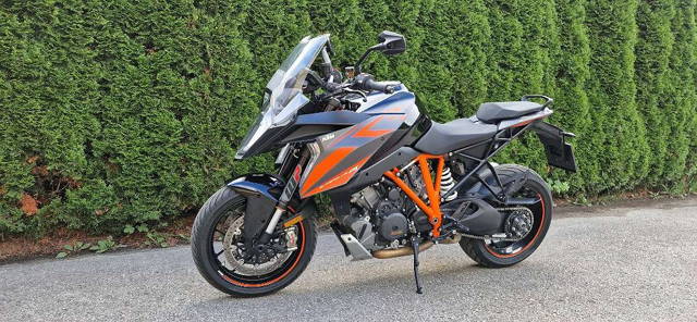 KTM Super Duke 1290 GT Tourer
