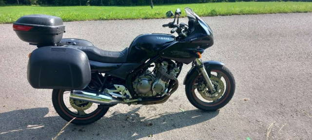 Yamaha XJ Diversion Tourer