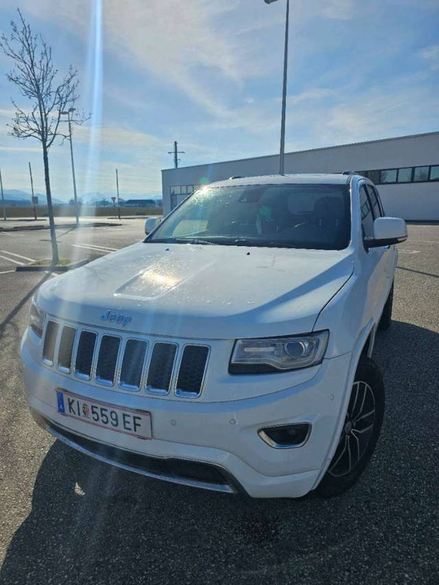 Jeep Grand Cherokee 3.0 CRD Overland SUV / Geländewagen