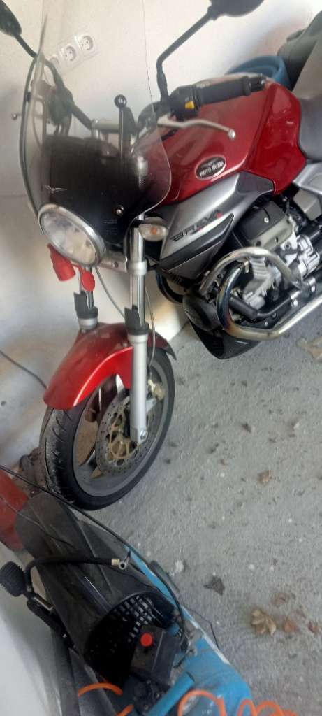 Moto Guzzi Breva Tourer