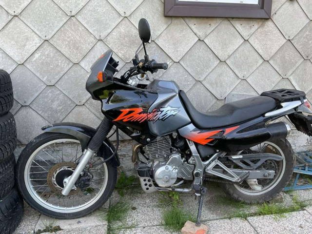 Honda NX 500 DOMINATOR Enduro