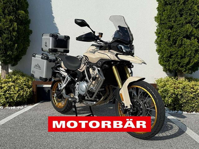 Voge 900DS DAKAR Tourer