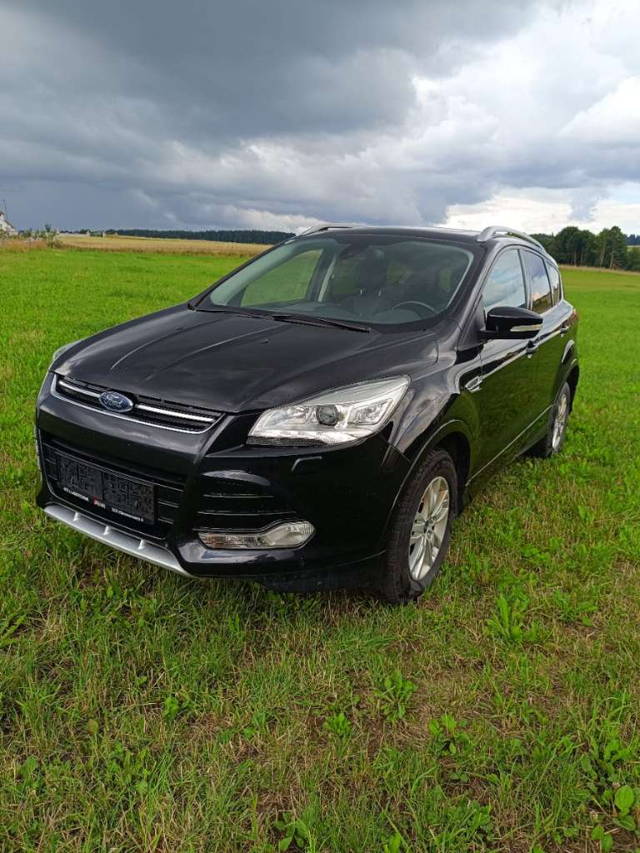 Ford Kuga Titanium S 4x4 SUV / Geländewagen