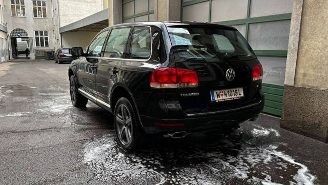 VW Touareg V8 4.2 SUV / Geländewagen