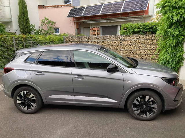 Opel Grandland Business Elegance SUV / Geländewagen