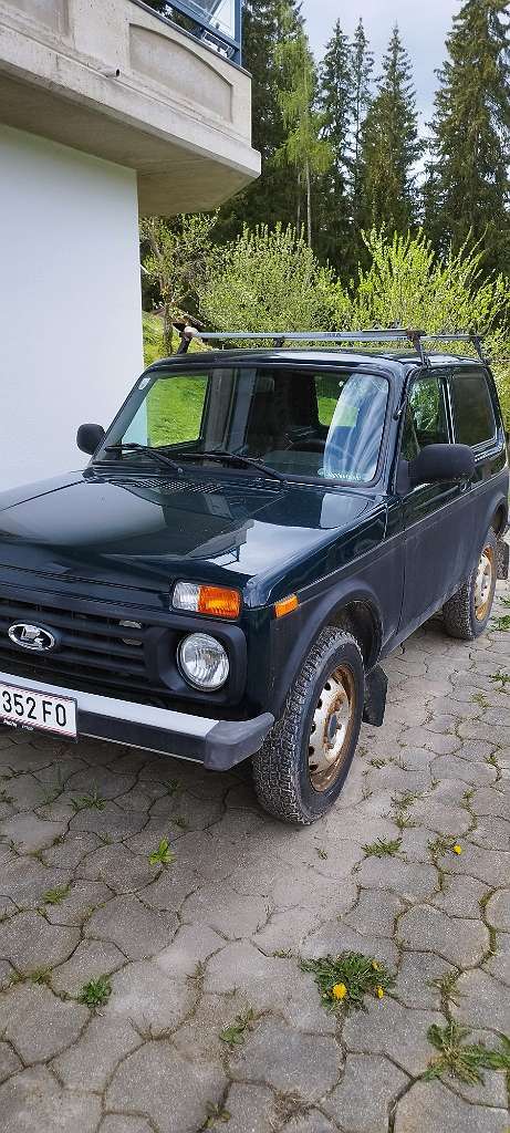 Lada Taiga Lada 4x4 1,7 XTA SUV / Geländewagen