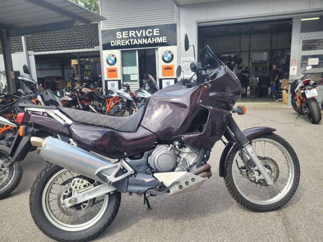 Yamaha XTZ 750 Super Tenere Enduro
