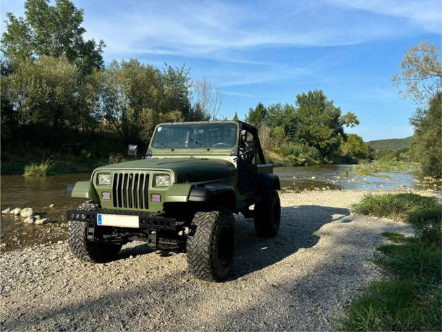 Jeep Wrangler TYPISIERT OFFROAD 4x4 SUV / Geländewagen