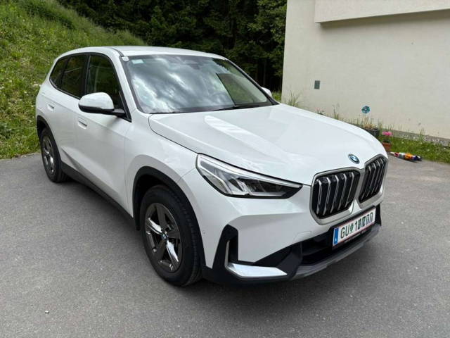 BMW iX1 xDrive30 SUV / Geländewagen