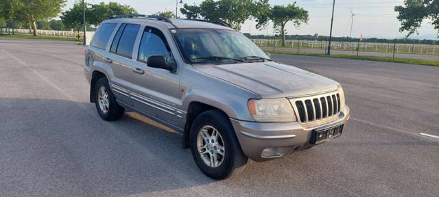Jeep Grand Cherokee 4,7 V8 Limited SUV / Geländewagen