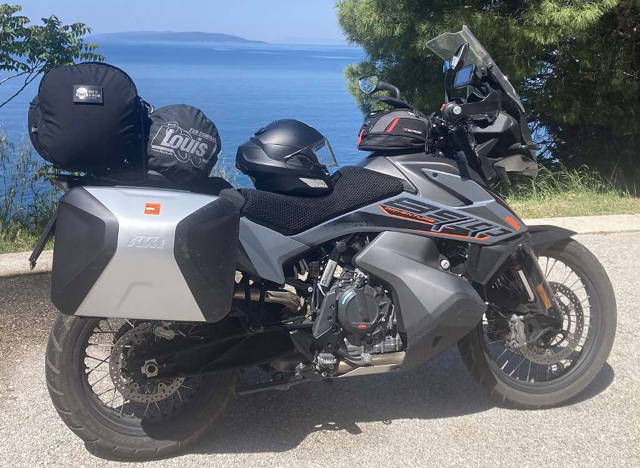KTM 890 Adventure Tourer