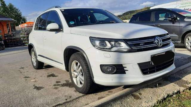 VW Tiguan 2.0 TDi SUV / Geländewagen