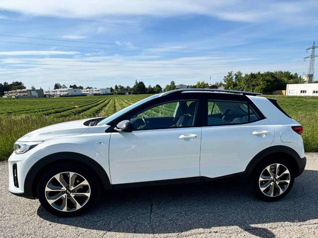KIA Stonic 1,0 TGDI GPF ISG Silber SUV / Geländewagen