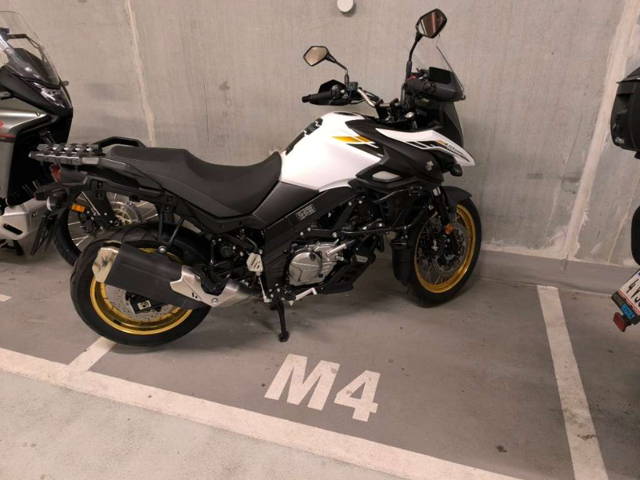 Suzuki V-Strom DL650 V-Strom 650 XT Tourer