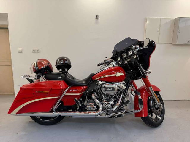 Harley-Davidson Street Glide CVO Tourer