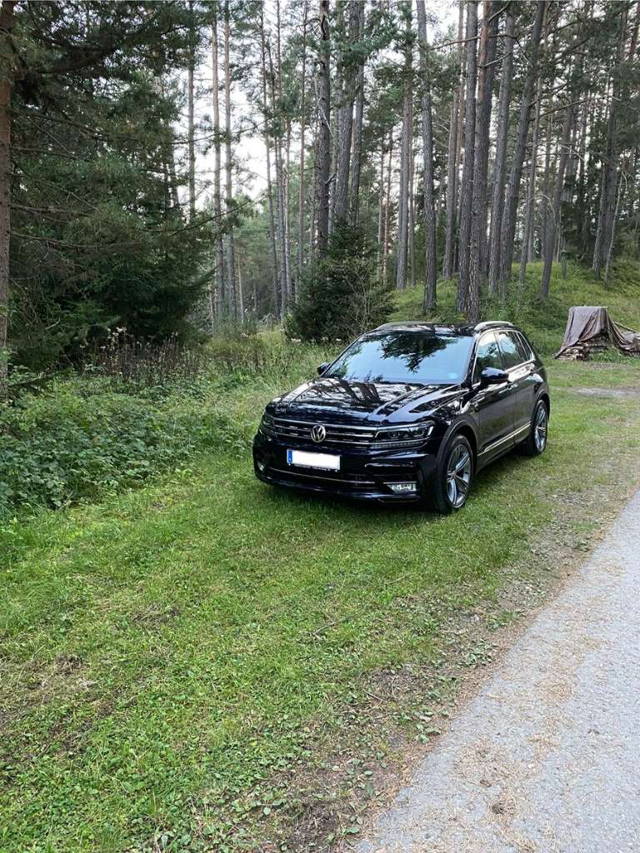 VW Tiguan 2,0 TDI SCR 4Motion Highline DSG R-Line SUV / Geländewagen