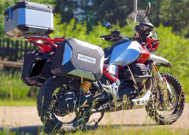 Moto Guzzi V85 TT E4 Enduro