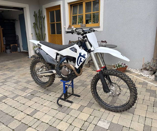 Husqvarna FC 250 Motocross
