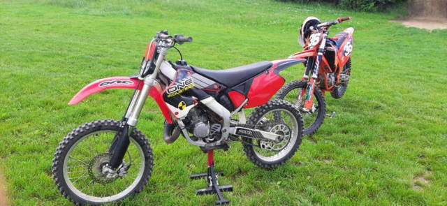 Honda CR 125R Motocross