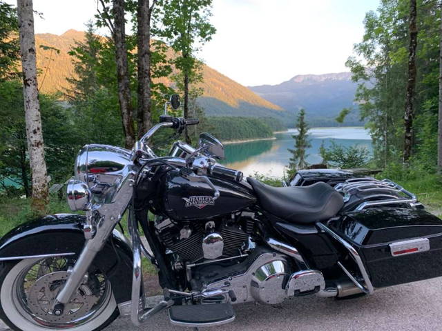 Harley-Davidson Road King FLHRCI Tourer