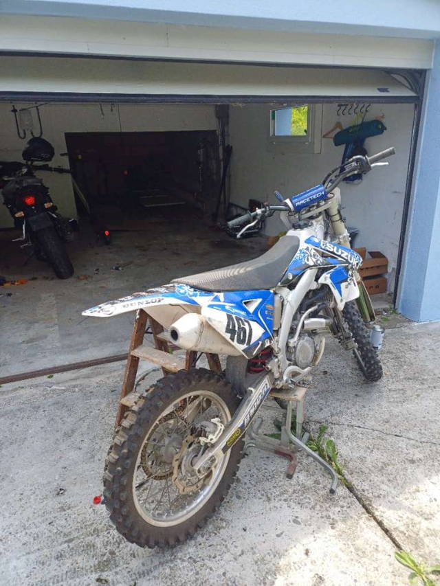 Suzuki RM 250 z Enduro