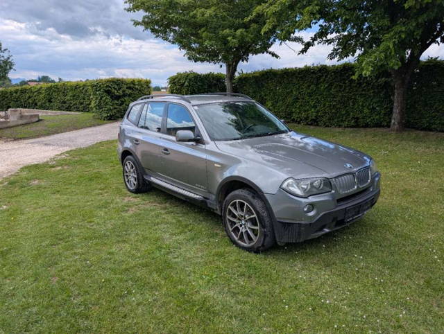 BMW X3 xDrive20d E83 N47 SUV / Geländewagen