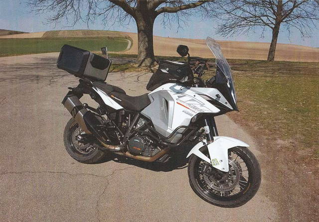 KTM 1290 Super Adventure Tourer
