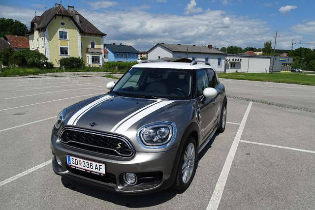MINI Countryman MINI Countryman Cooper Hybrid PHEV SE ALL4 Aut. SUV / Geländewagen