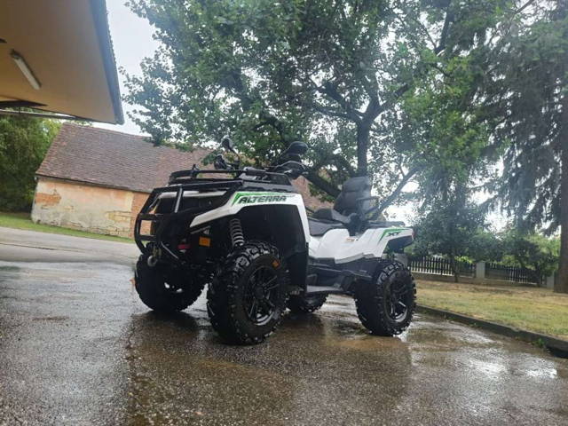 Arctic Cat Alterra 1000XT TRV Quad