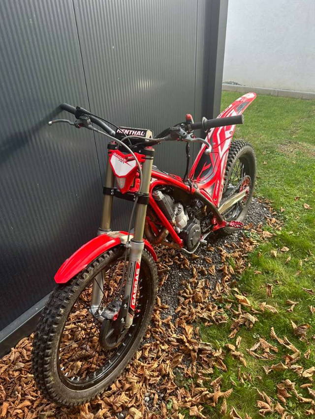 GasGas TXT Racing Trial