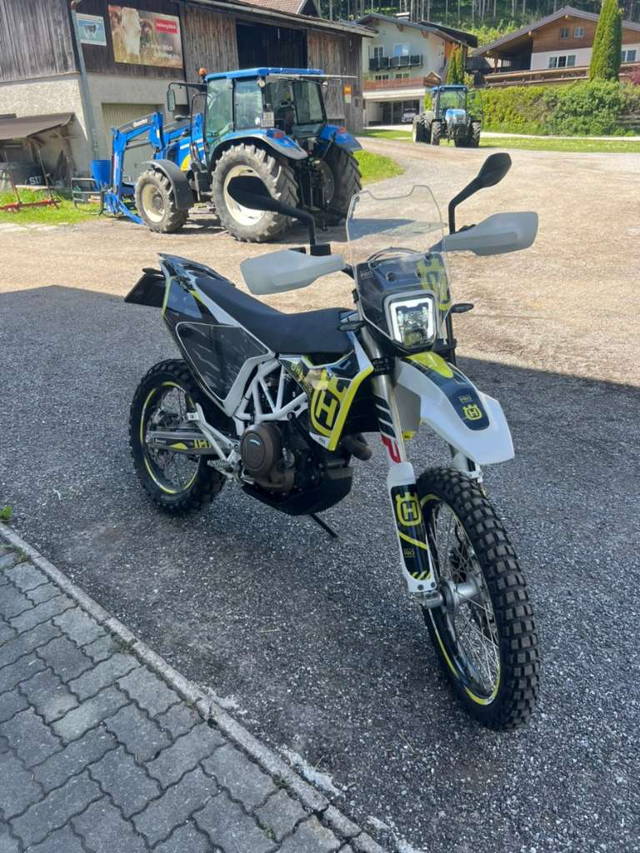 Husqvarna 701 Enduro