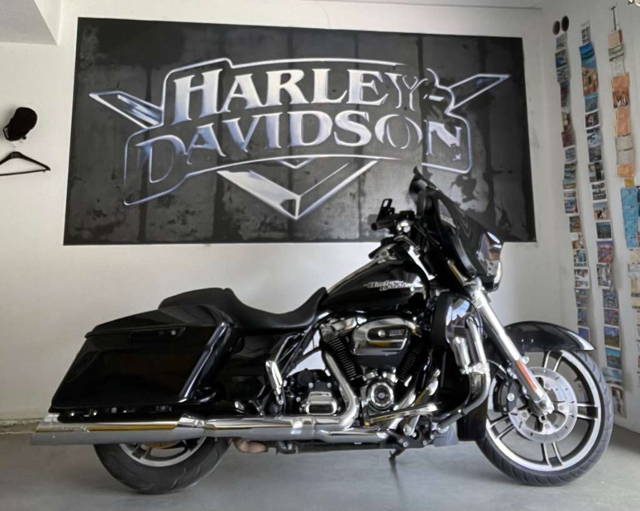 Harley-Davidson Street Glide FLHX M8 107 Tourer