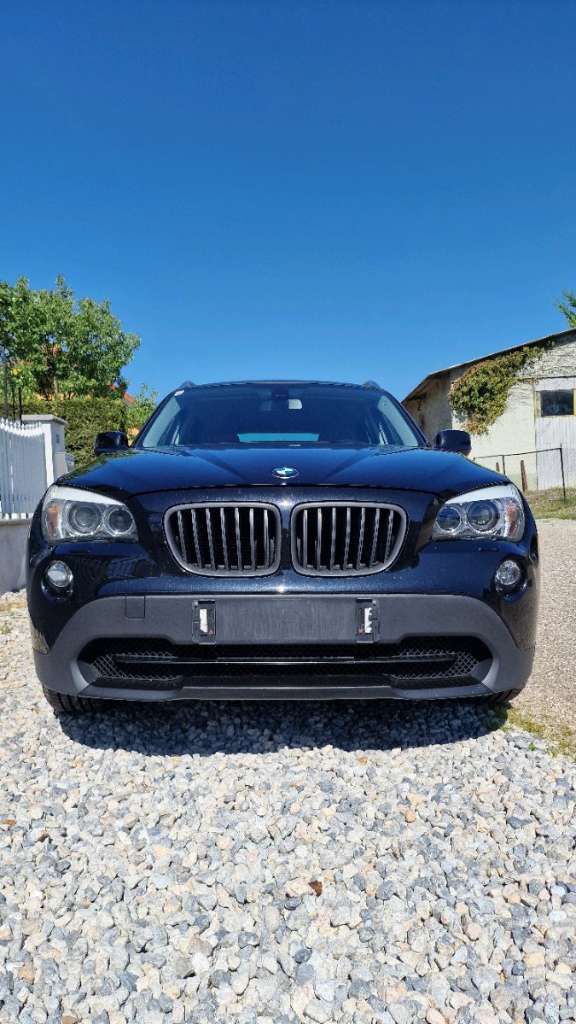 BMW X1 sDrive 18d SUV / Geländewagen