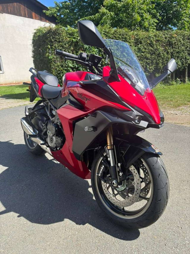 Suzuki GSX -S 1000 GT Tourer