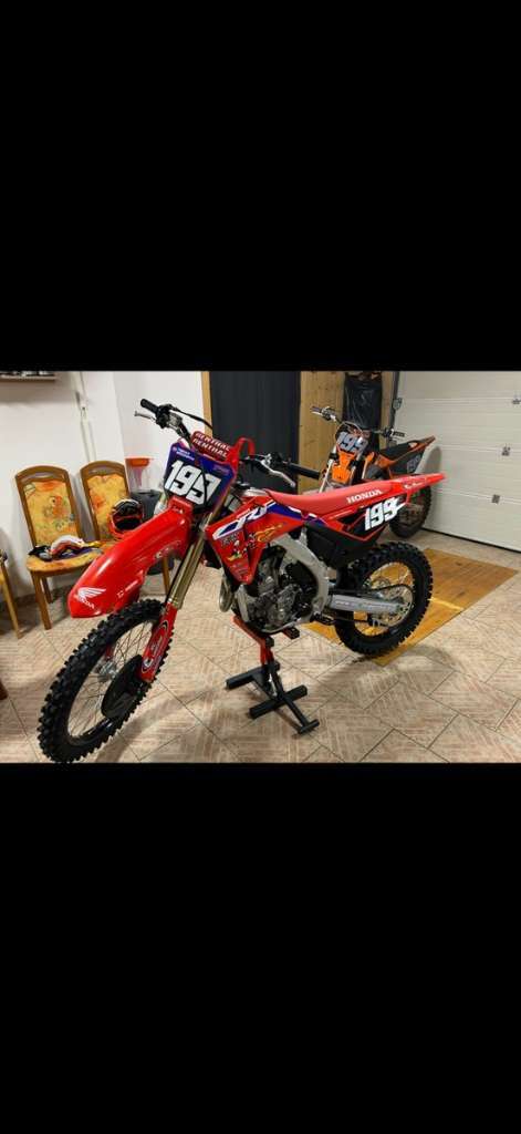 Honda CRF Honda CRF 250r 2025 Neuwertig Motocross