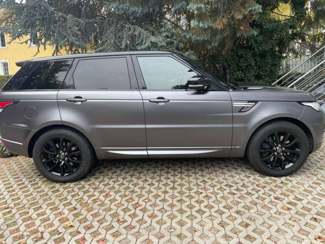 Land Rover Range Rover Sport 3,0 SDV6 HSE Ausstattung SUV / Geländewagen