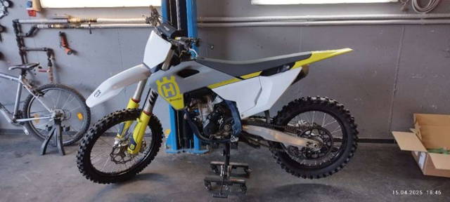 Husqvarna FC 250 Motocross