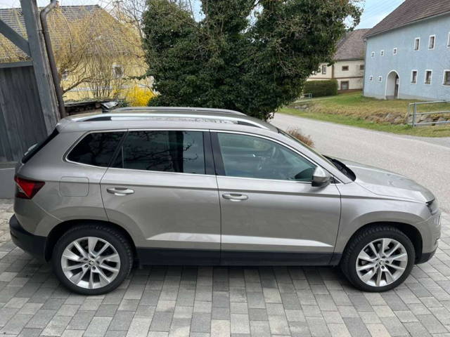 Skoda Karoq Style TDI DSG SUV / Geländewagen