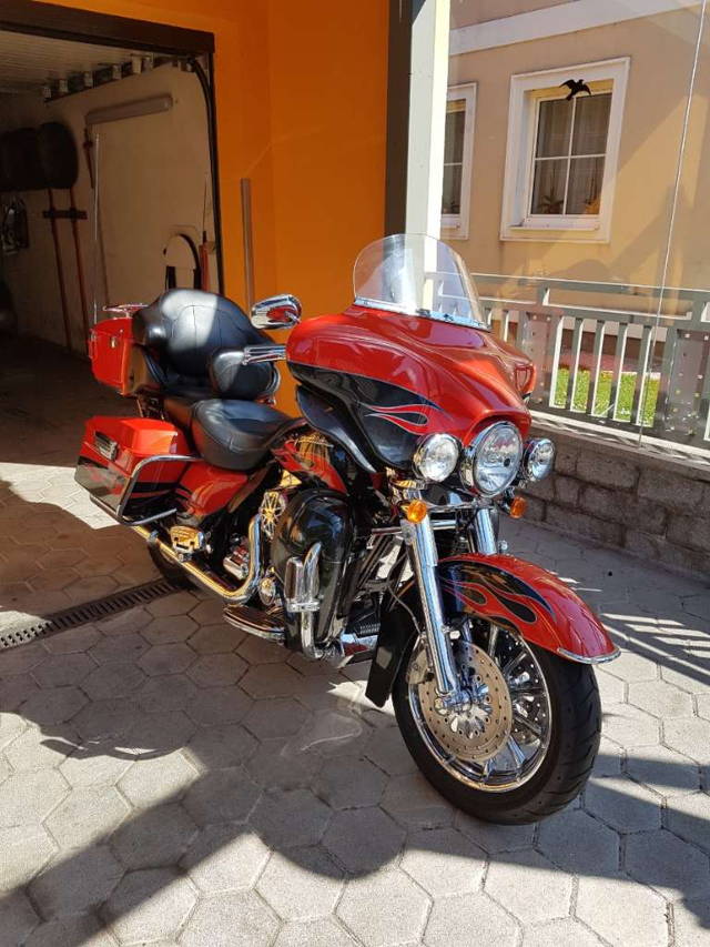 Harley-Davidson CVO E Glide Tourer