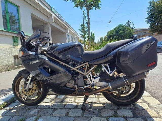 Ducati 944 ST2 Tourer
