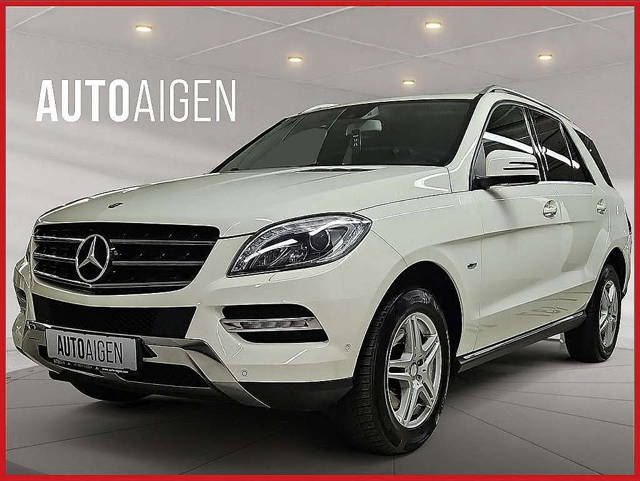 Mercedes-Benz M-Klasse ML 250 4MATIC * 2. BESITZ * BI-XENON * ALLRAD *... SUV / Geländewagen
