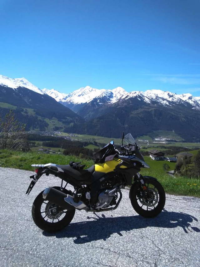 Suzuki V-Strom Tourer