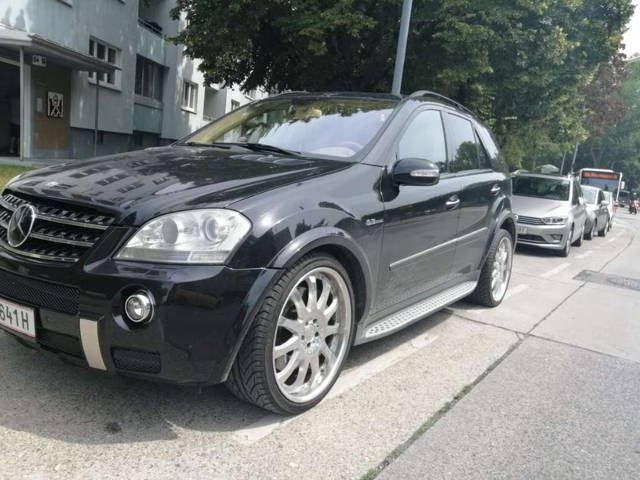Mercedes-Benz M-Klasse 63 AMG SUV / Geländewagen