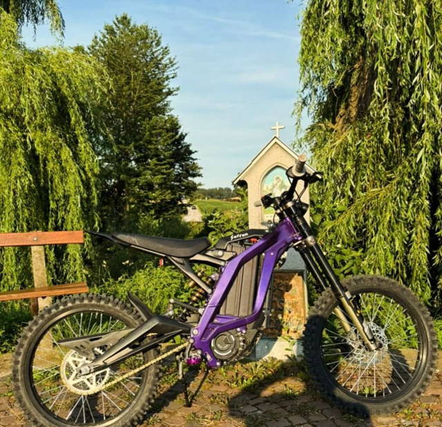 Sur-Ron Light bee X Motocross