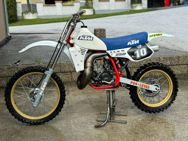KTM 250 MC -Weltmeistermodell Heinz Kinigardner Motocross