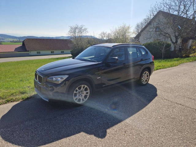 BMW X1 xDrive 20D SUV / Geländewagen
