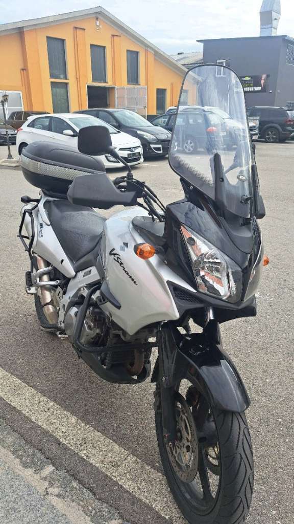 Suzuki V-Strom Tourer